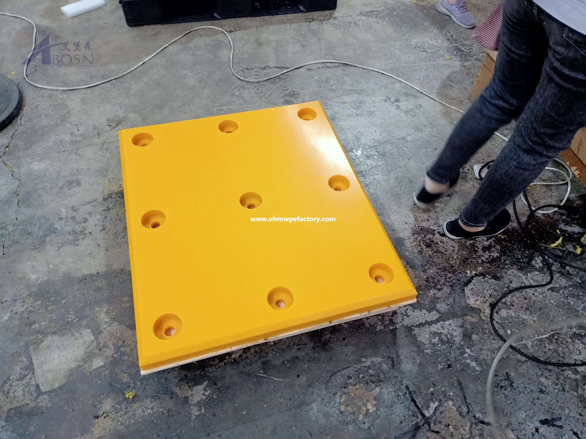 Высококачественная износостойкая пластина UHMWPE Marine Fender Pad Китайская фабрика напрямую